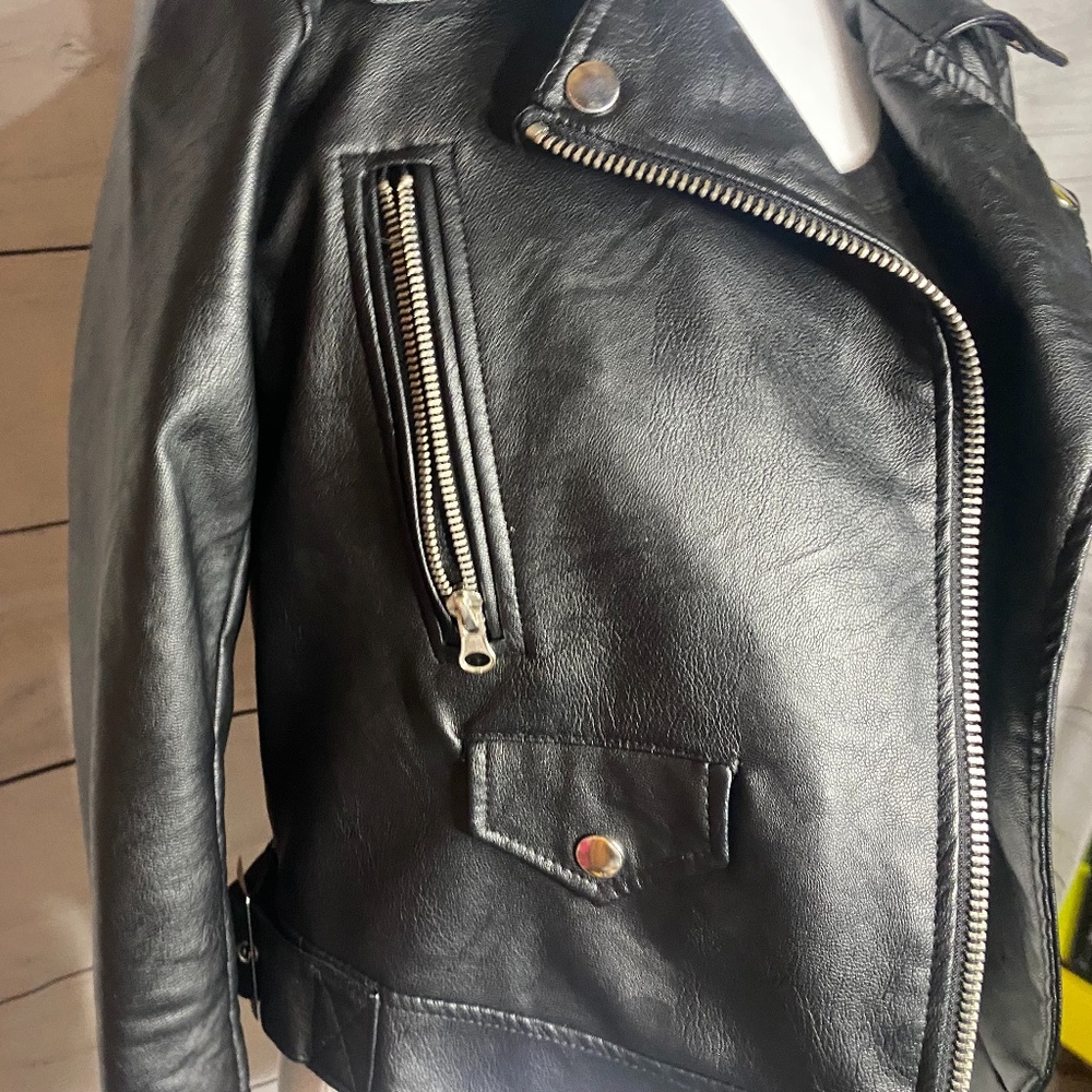 Leather Jacket - Picture 4 of 5
